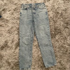 Pacsun light wash, high rise, mom jeans